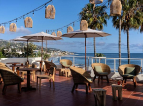Casa Loma Beach Hotel